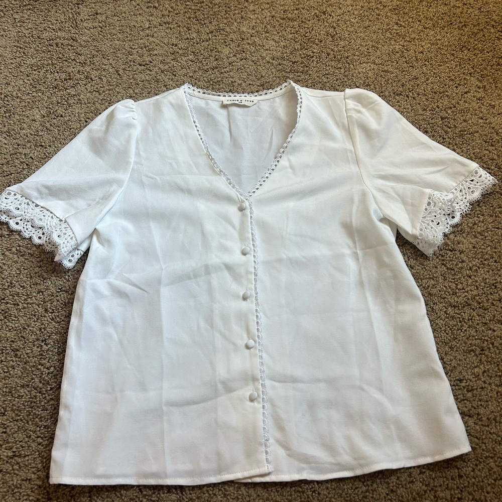 Peace n’ Love White Top - Size S/M